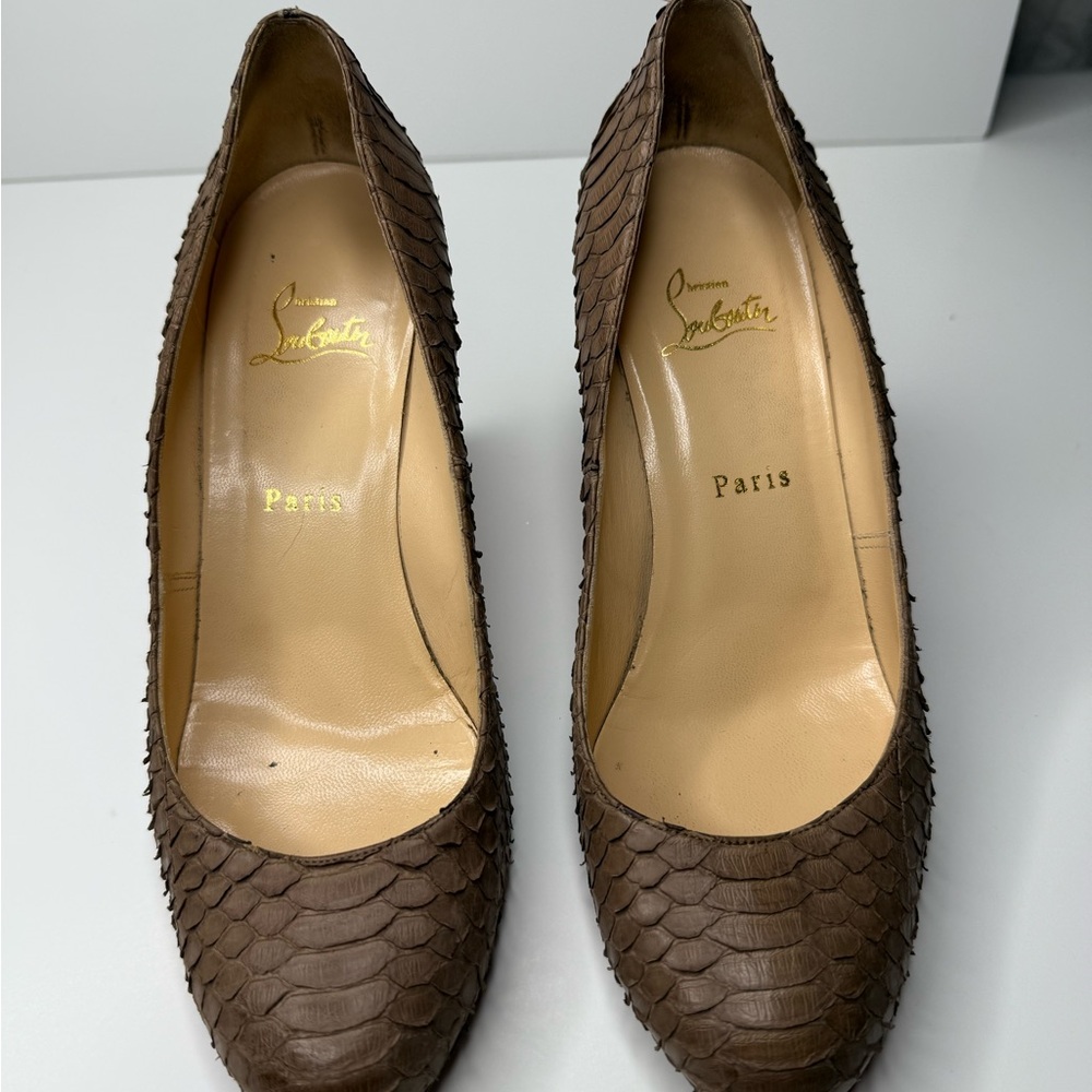 SOLD   Christian Louboutin shoes size 39.5 or 8.5